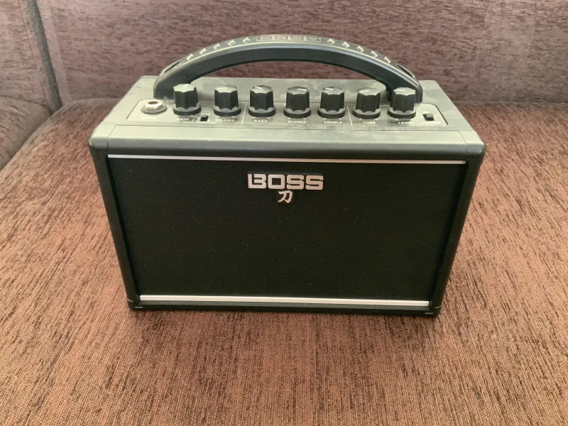 BOSS Katana Mini Guitar combo amp