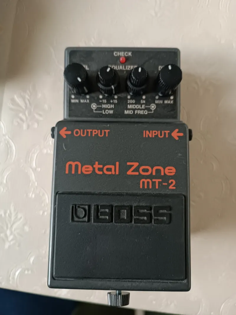 BOSS Metal Zone Mt2 Distortion