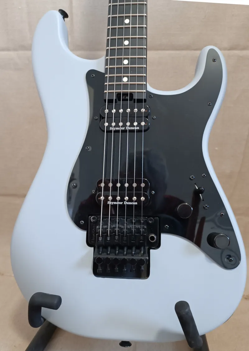 Charvel Pro-Mod Plus So-Cal 1HH FR E Satin Prime Gray E-Gitarre