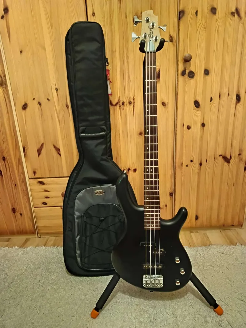 Cort Action Pj Bajo eléctrico