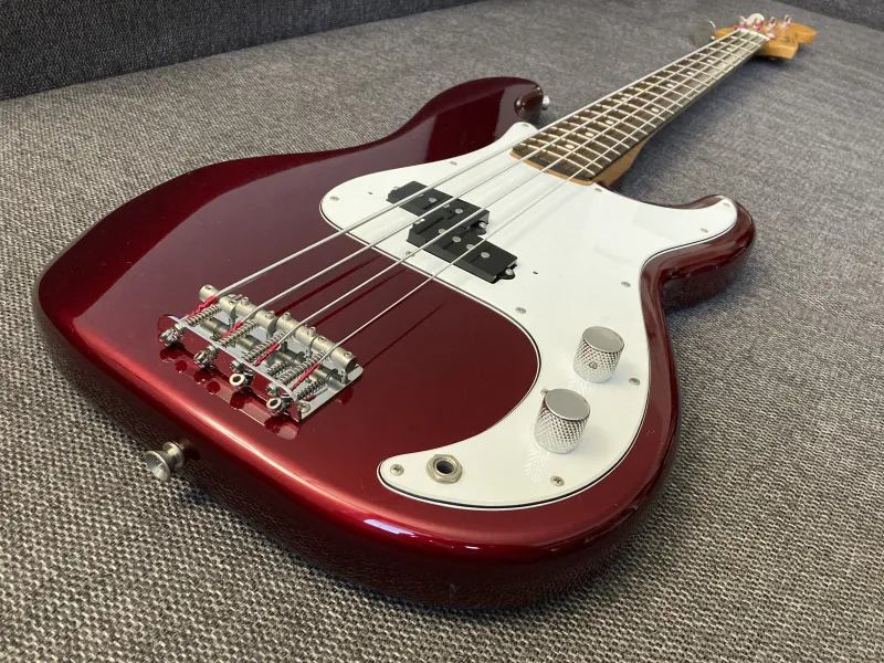 Fender PB62 Japan Basgitara