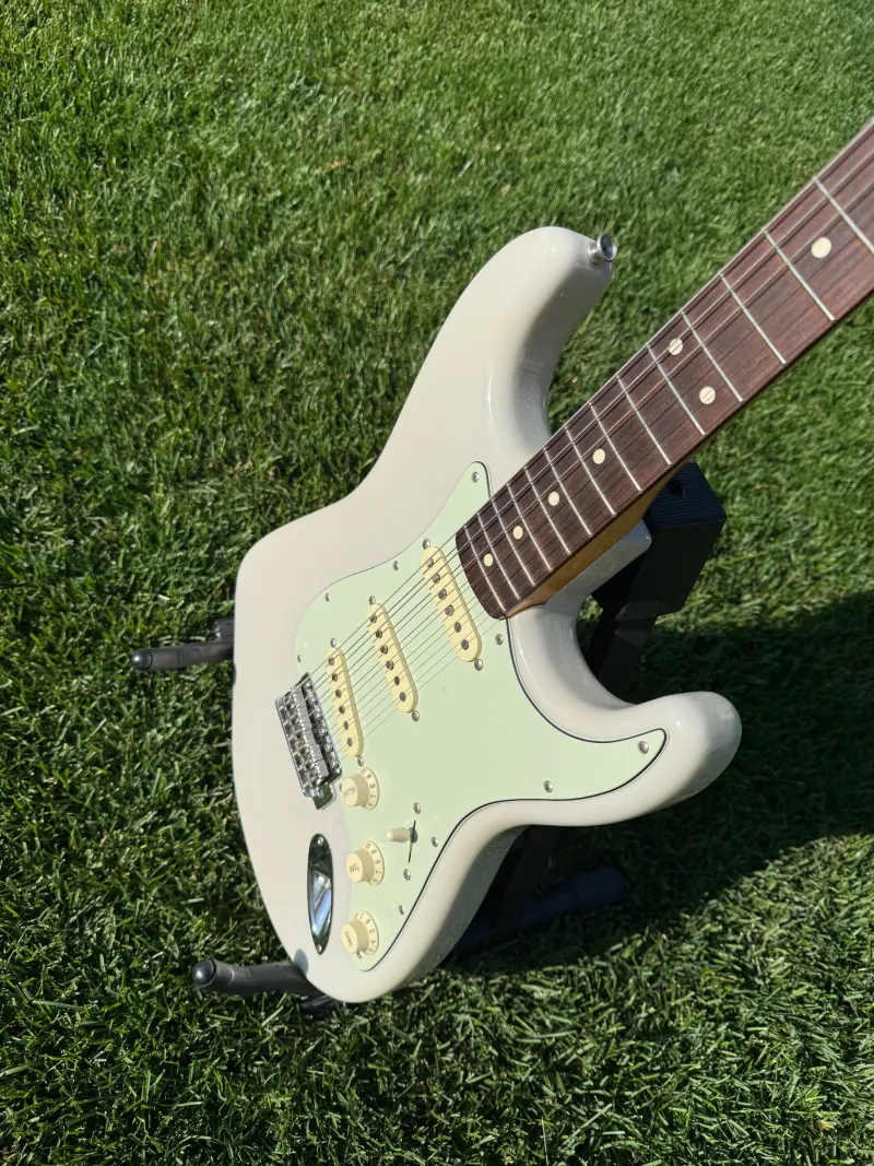 Fender Stratocaster Special Edition 60s FSR Guitarra eléctrica