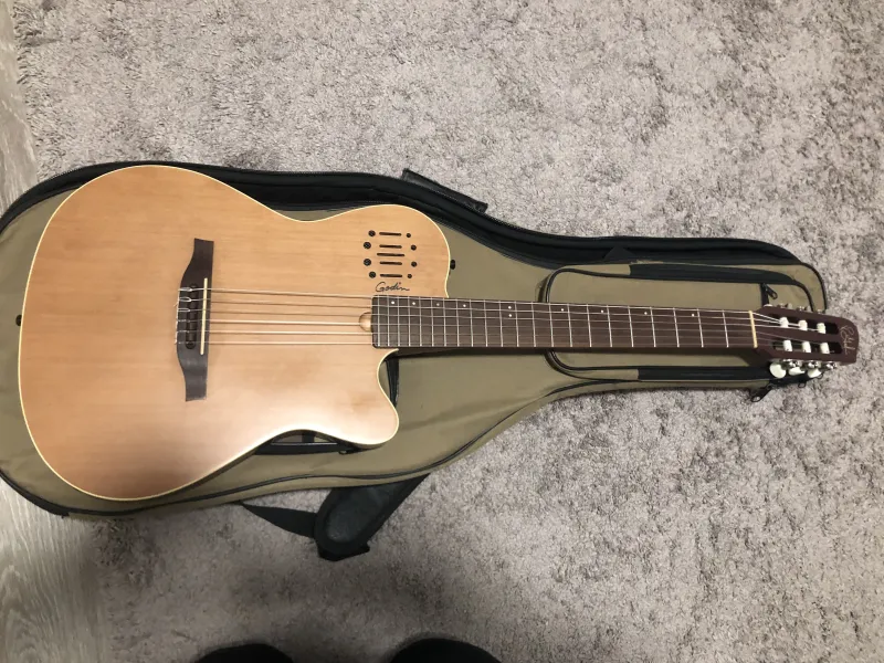 Godin Multiac Nylon Encore Guitarra clásica electroacústica