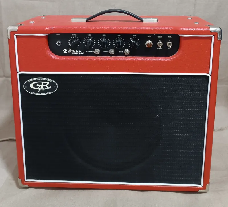 GREG Brick Puppie 22 gitarové kombo s elektrónkovým predzosilňovačom