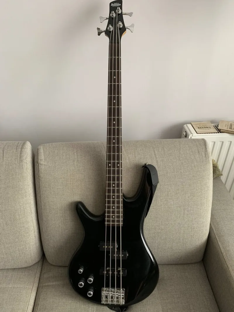 Ibanez GSR200L Bajo eléctrico para zurdos