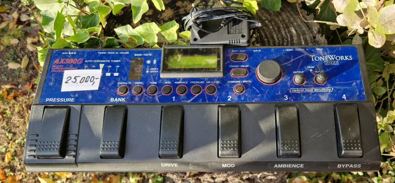 Korg AX300G Multi-effect processor