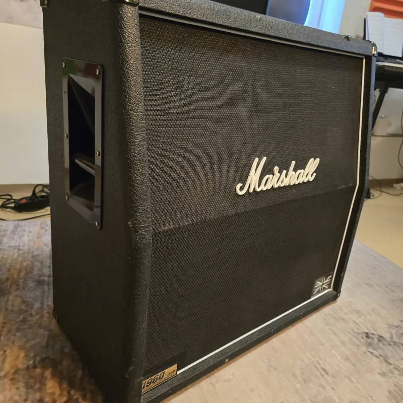 Marshall 1960A Lead Loudspeaker