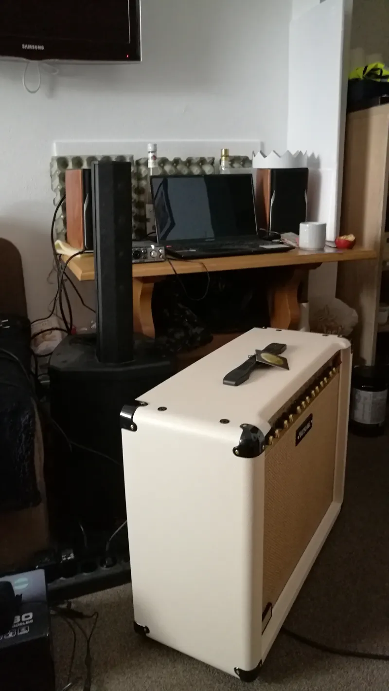 Marshall Dsl40cr cream levant LTD limited edition tube guitar combo