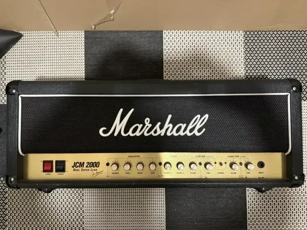 Marshall JCM 2000 DSL 100 Gitarreverstärker-Kopf