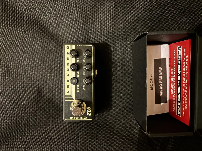 Mooer US Gold 100 Friedman BE Predzosilňovačový pedál