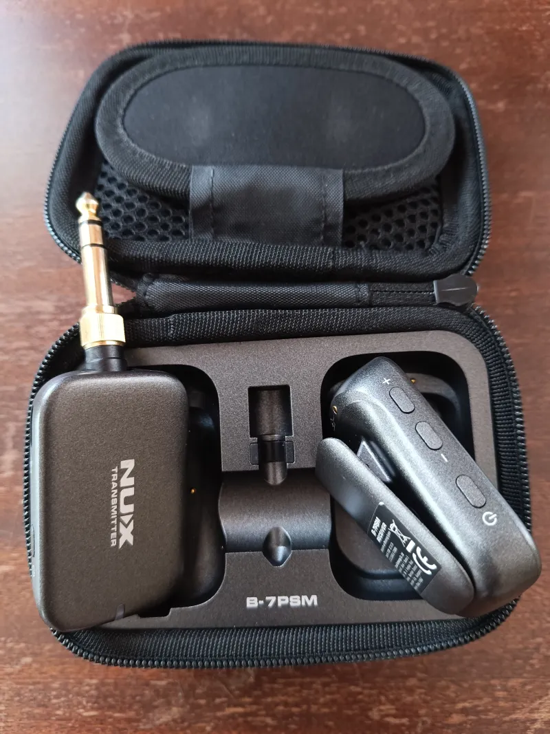 Nux B-7PSM Fülmonitor