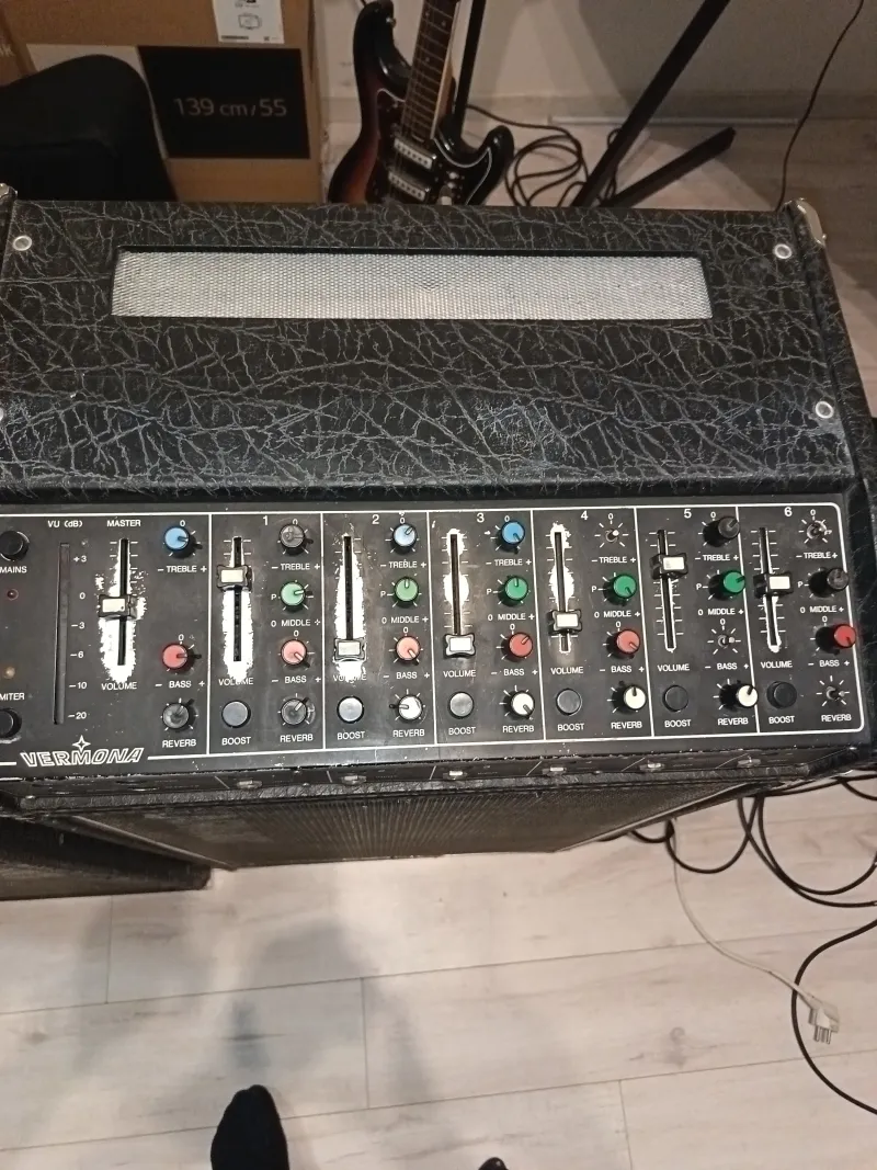 Regent Vermona 1060 Keyboard amplifier