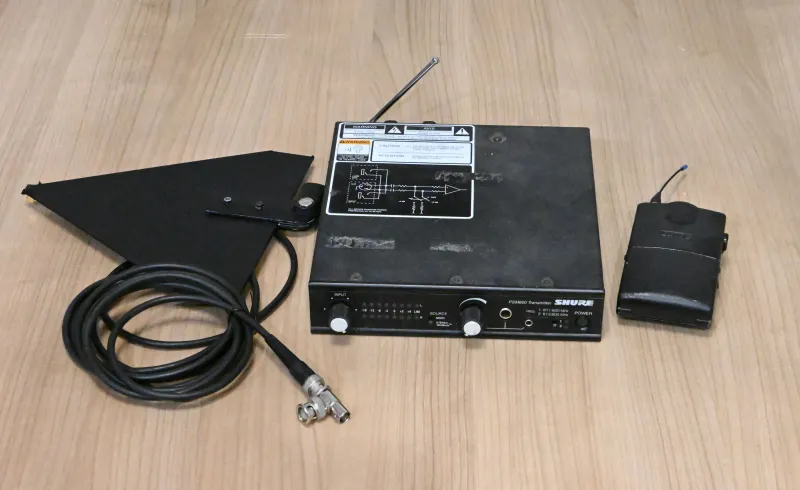 Shure PSM600 Ohrmonitor