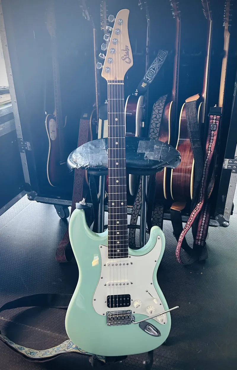 Suhr Surf Green Classic HSS E-Gitarre