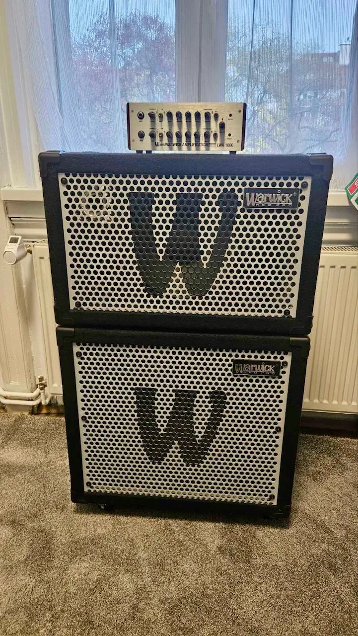 Warwick LWA 1000 + WCA 112 ND és WCA 115 ND Zosilňovačová hlava a skriňa pre basgitaru