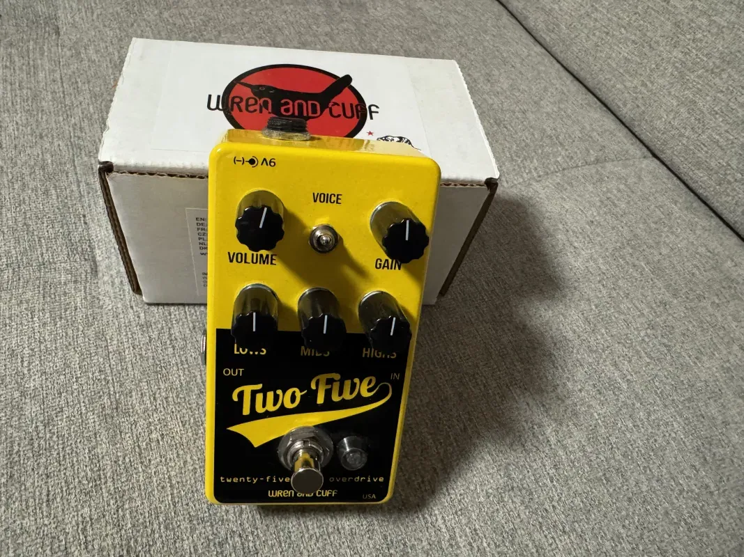 Wren and Cuff Two Five - 25V Boost  Overdrive Pedal