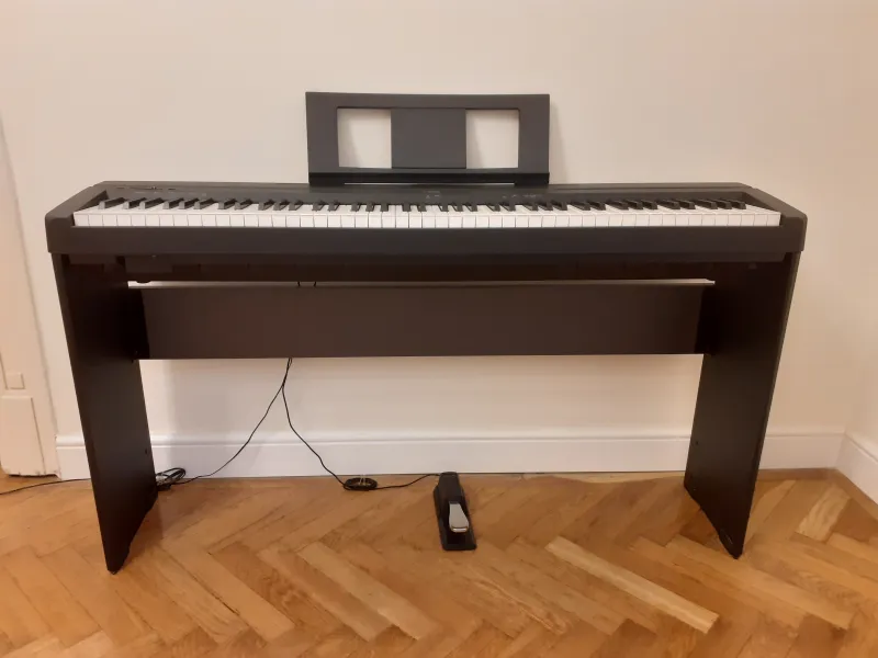 YAMAHA P-45 Digital piano