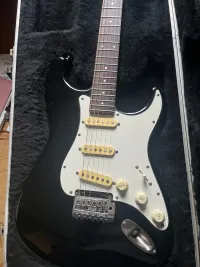 Fender Stratocaster E698184 JAPAN 1986 E-Gitarre - solyom tibor [Yesterday, 1:37 pm]