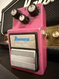 Ibanez AD-9