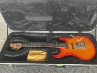 Music Man Luke III Limited Maple Top