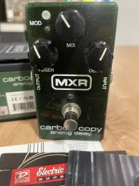 MXR Carbon Copy analog delay