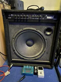 Fender Rumble 100 Basszusgitár kombó - Kazsuk Ákos László [Ma, 07:02]