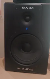 M-Audio BX8a  stúdió monitorpár