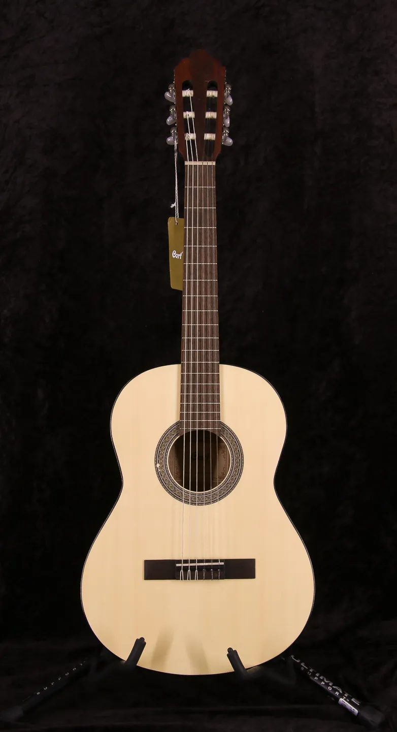 Cort AC70 34 Klasszikus gitár