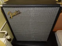 Fender Rumble 100 V3 különleges