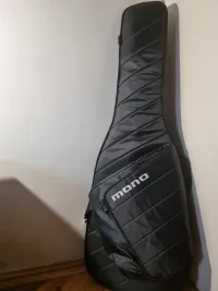 mono M80  Bass Sleeve
