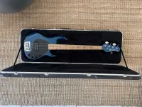 Music Man StingRay5 5-Saiter Bass-Gitarre - Gergely János [Today, 3:46 pm]