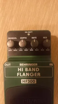 Behringer HF300 Hi Band Flanger Pedal de efecto - Weinhoffer Péter [Yesterday, 8:26 pm]