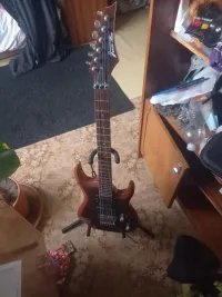 Invasion  Elektromos gitár - Raven [Ma, 12:14]