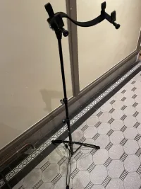 König & Meyer KM-14760-000-55 elektromos Gitarreständer - Zenemánia [Today, 6:21 pm]