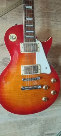 Vintage V100 Electric guitar - Jimmy03 [Today, 8:34 am]