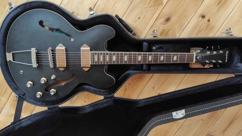 Epiphone Casino Worn Ebony Elektromos gitár