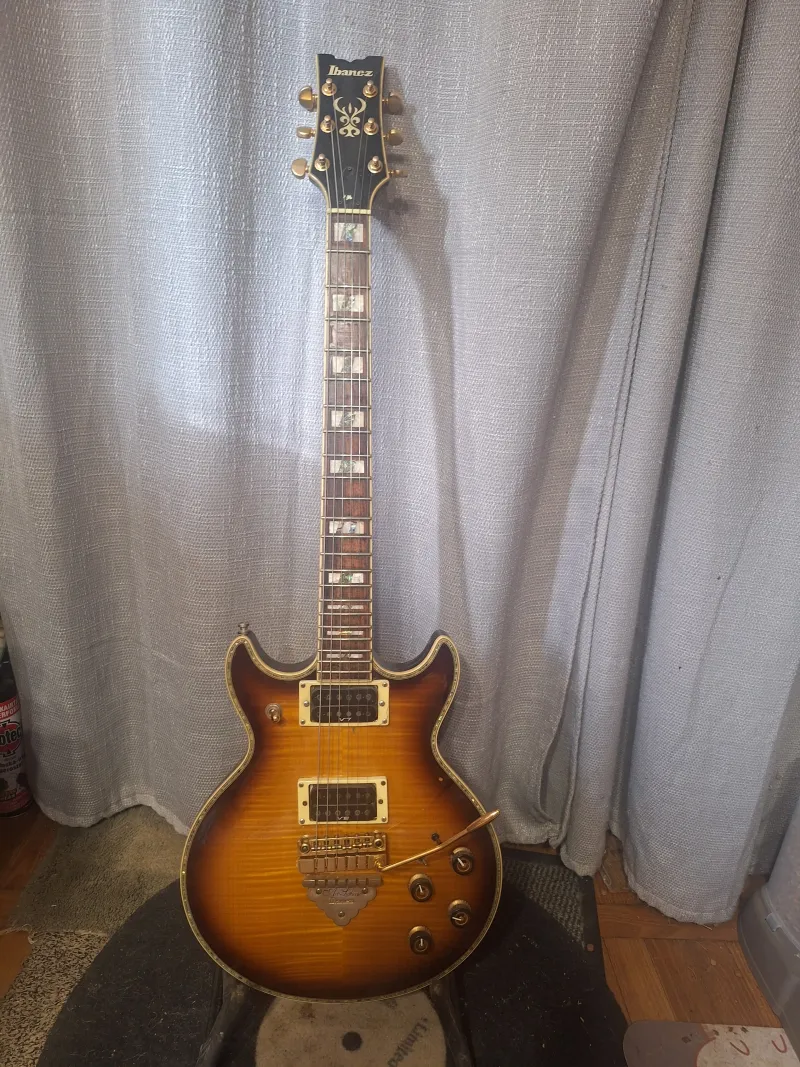 Ibanez Artist Elektromos gitár