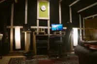 - Oposszum Próbaterem és Stúdió - Restás Gergő [Ma, 09:20]