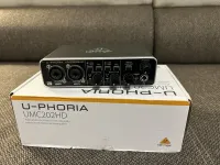 Behringer UMC202HD