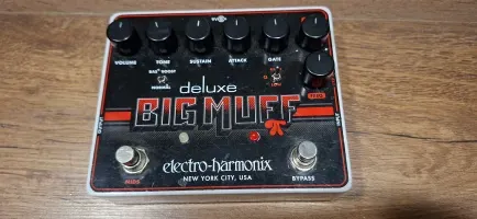 Electro-Harmonix Big Muff Deluxe