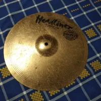 Headliner  Tschinelle  - KTibi [Today, 10:28 am]