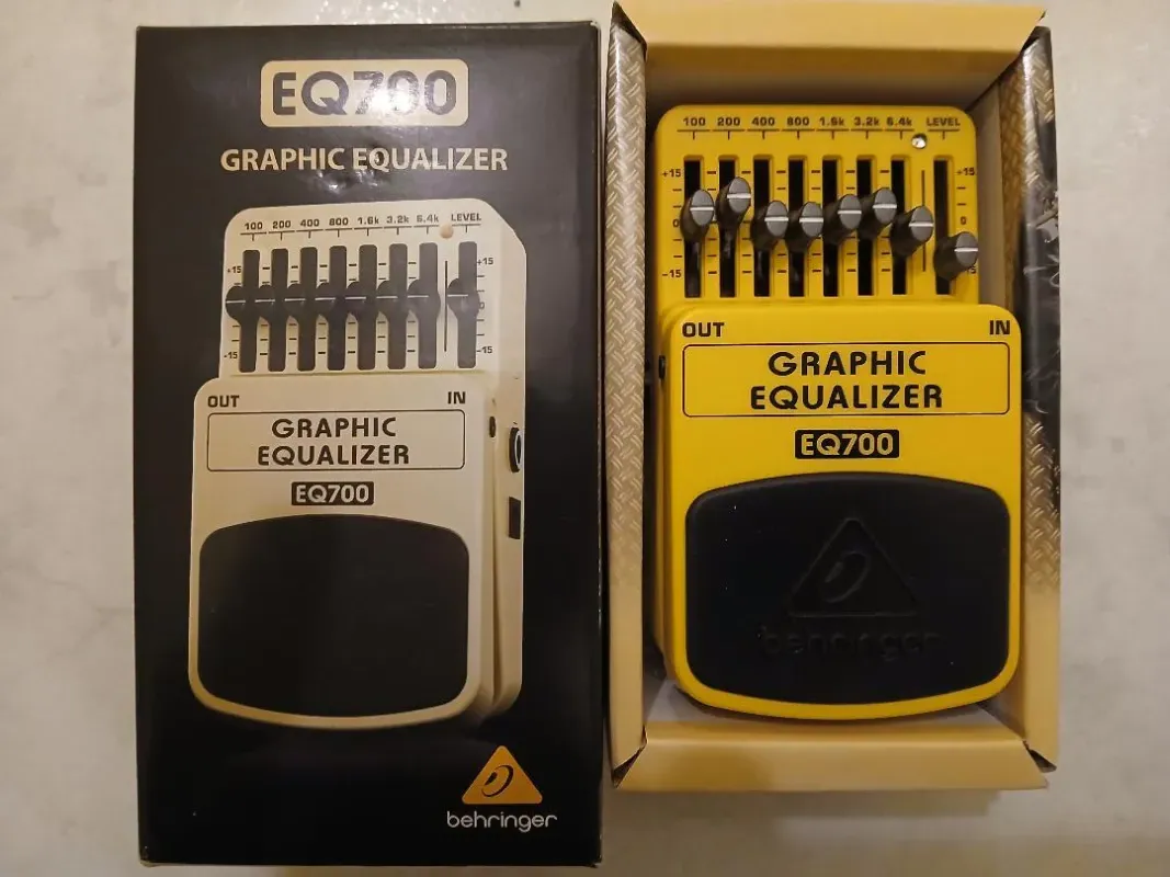 Behringer EQ-700 Graphic equalizer