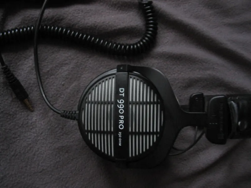 Beyerdynamic DT 990 Pro 250 Ohm Štúdiové slúchadlá