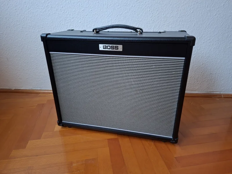 BOSS Nextone Artist 80W Combo de guitarra