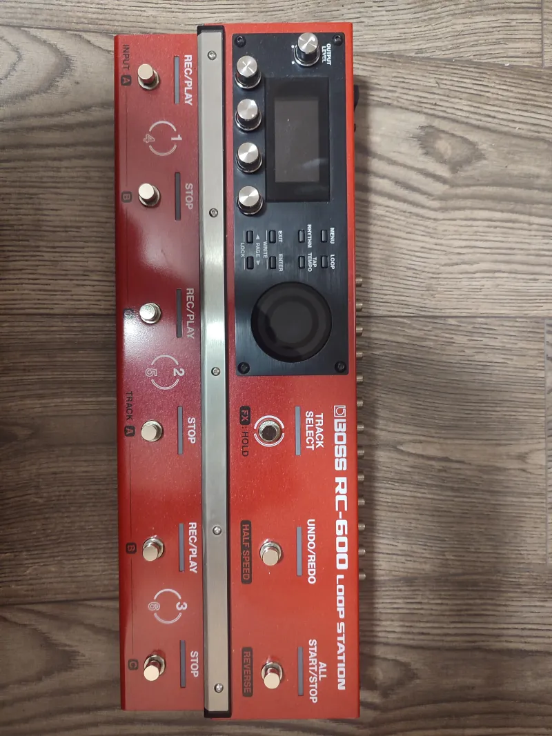 BOSS Rc-600 Loop station