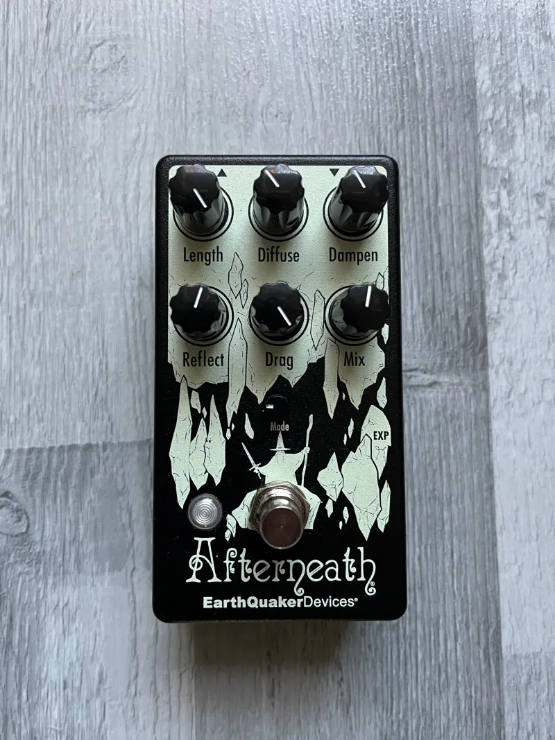 EarthQuaker Devices Afterneath V2 Pedál