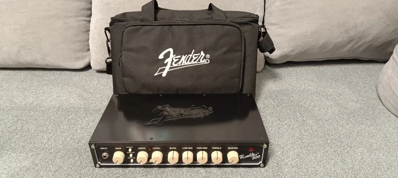 Fender Rumble 500 Cabezal de bajo
