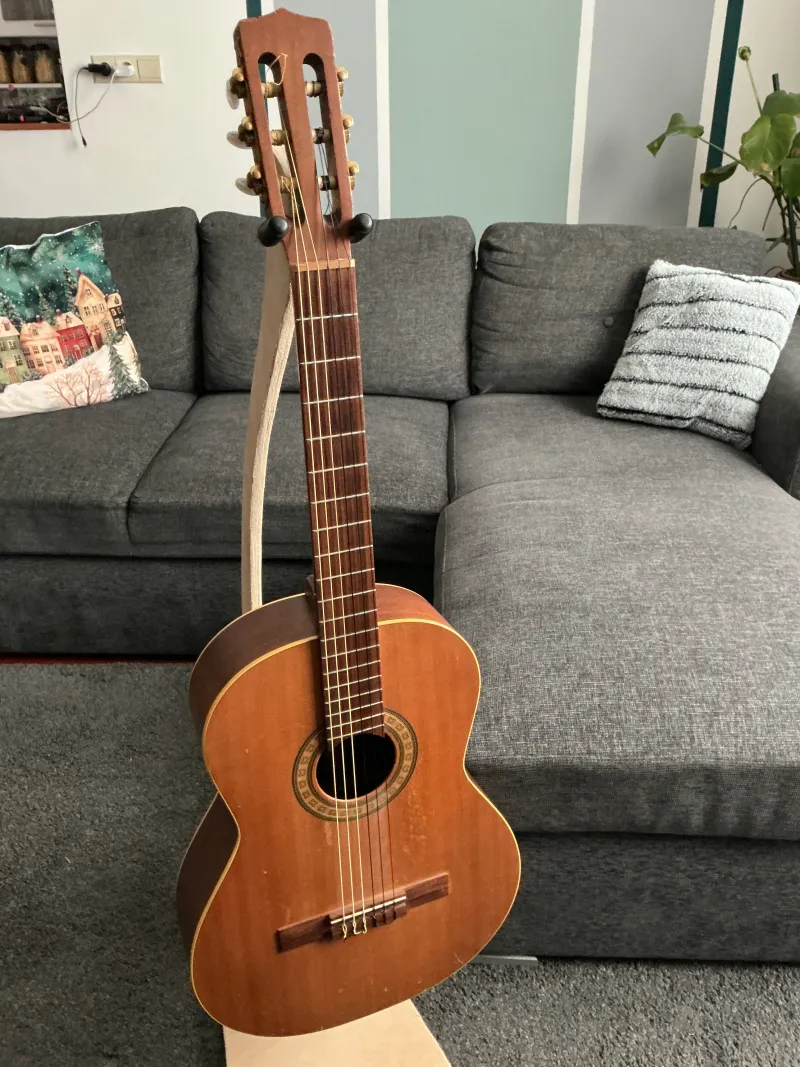 Godin La Patrie presentation Elektroakusztikus klasszikus gitár