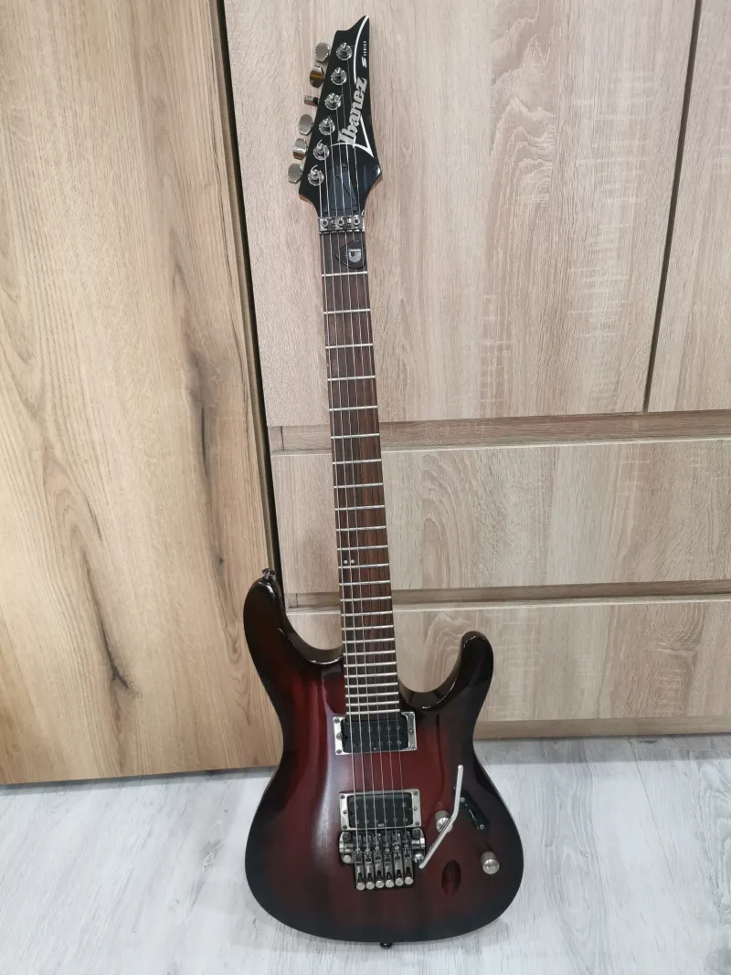 Ibanez S420 BB Electric guitar