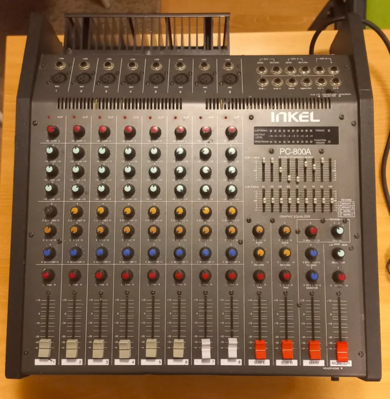 INKEL PC-800A Keverő-erősítő